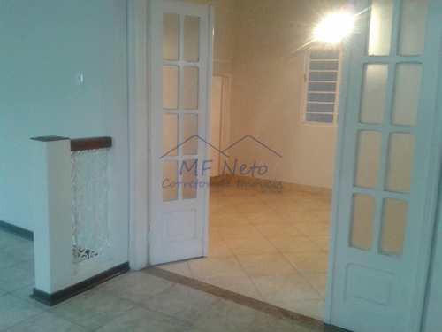 Prédio, código 10131475 em Pirassununga, bairro Centro