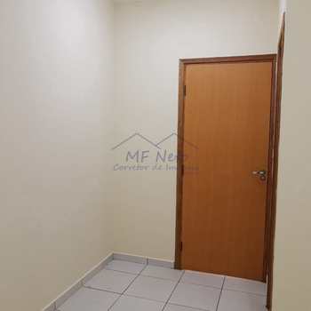 Apartamento em Pirassununga, bairro Spazio Painguás