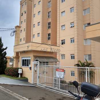 Apartamento em Pirassununga, bairro Jardim Rosim