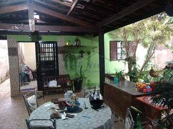 Casa, código 10131559 em Pirassununga, bairro Jardim Residence Rio Verde