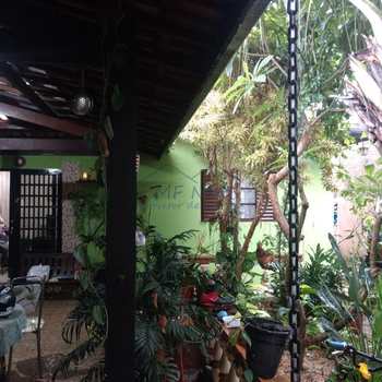 Casa em Pirassununga, bairro Jardim Residence Rio Verde
