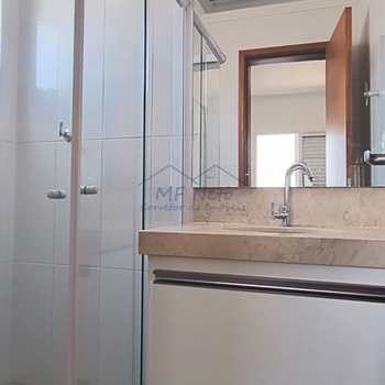 Apartamento em Pirassununga, bairro Residencial Star Vann Ess