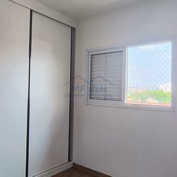 Apartamento em Pirassununga, bairro Residencial Star Vann Ess