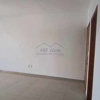 Apartamento em Pirassununga, bairro Residencial Star Vann Ess