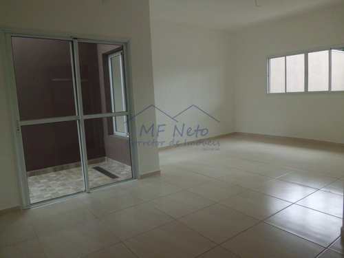 Casa, código 10131597 em Pirassununga, bairro Jardim Kanebo