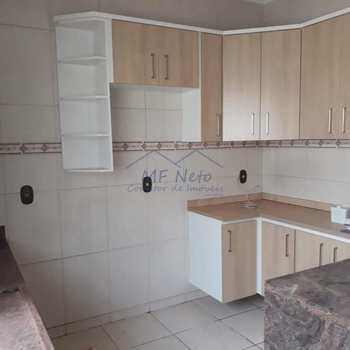 Casa em Pirassununga, bairro Cidade Jardim