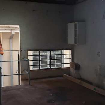 Casa em Pirassununga, bairro Jardim Cachoeira