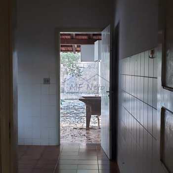 Casa em Pirassununga, bairro Jardim Cachoeira