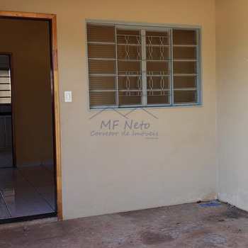 Casa em Pirassununga, bairro Jardim Treviso