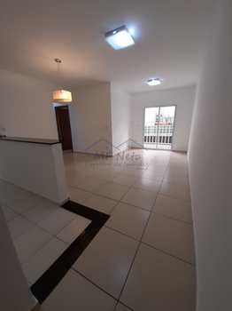 Apartamento, código 10131657 em Pirassununga, bairro Centro