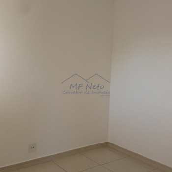 Apartamento em Pirassununga, bairro Residencial Herminia Beck