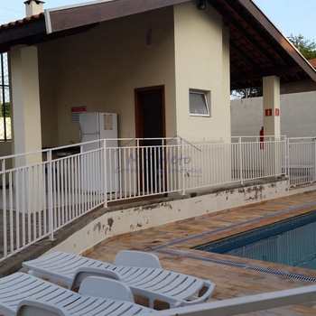 Apartamento em Pirassununga, bairro Coliseu Residence