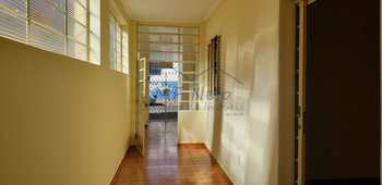 Casa, código 10131675 em Pirassununga, bairro Centro