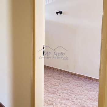 Casa em Pirassununga, bairro Centro