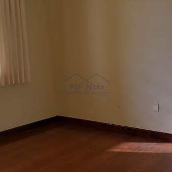 Casa em Pirassununga, bairro Centro