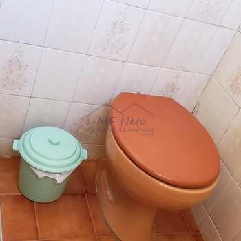 Casa em Pirassununga, bairro Centro