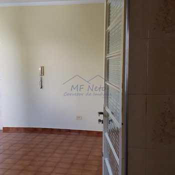 Casa em Pirassununga, bairro Centro