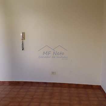 Casa em Pirassununga, bairro Centro