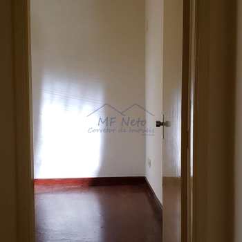 Casa em Pirassununga, bairro Centro