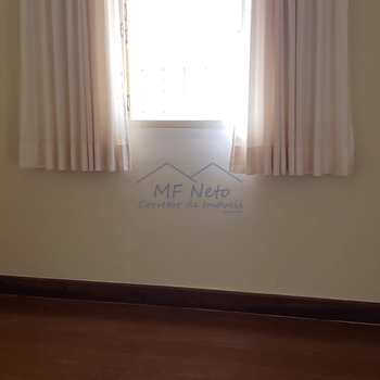 Casa em Pirassununga, bairro Centro