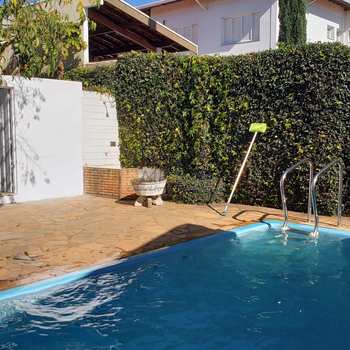 Casa em Pirassununga, bairro Cidade Jardim