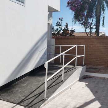 Casa em Pirassununga, bairro Cidade Jardim