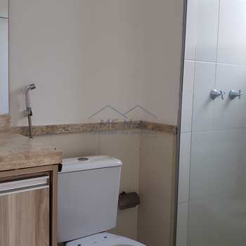 Apartamento em Pirassununga, bairro Residencial Herminia Beck