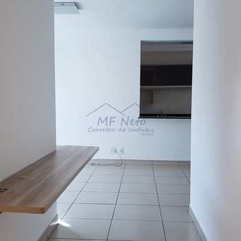 Apartamento em Pirassununga, bairro Residencial Herminia Beck