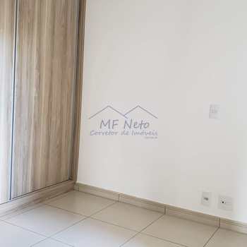 Apartamento em Pirassununga, bairro Residencial Herminia Beck