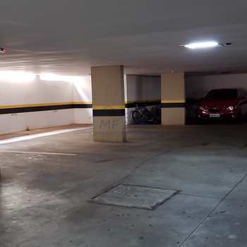 Apartamento em Pirassununga, bairro Residencial Herminia Beck