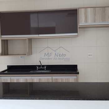 Apartamento em Pirassununga, bairro Residencial Herminia Beck