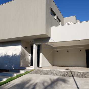 Casa de Condomínio em Pirassununga, bairro Residencial Village de Cidade Jardim