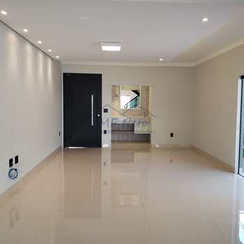 Casa de Condomínio em Pirassununga, bairro Residencial Village de Cidade Jardim