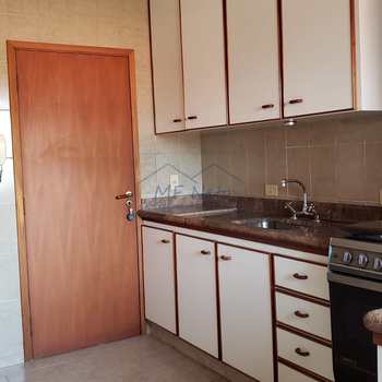 Apartamento em Pirassununga, bairro Residencial Planalto