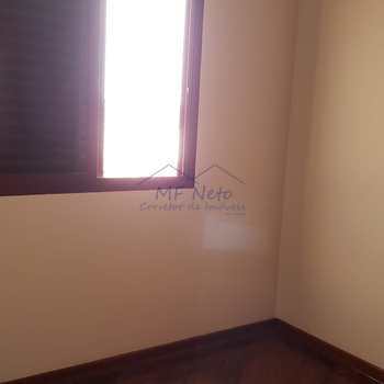 Apartamento em Pirassununga, bairro Residencial Planalto