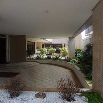 Apartamento em Pirassununga, bairro Residencial Planalto