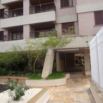 Apartamento em Pirassununga, bairro Residencial Planalto