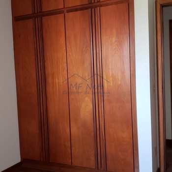 Apartamento em Pirassununga, bairro Residencial Planalto