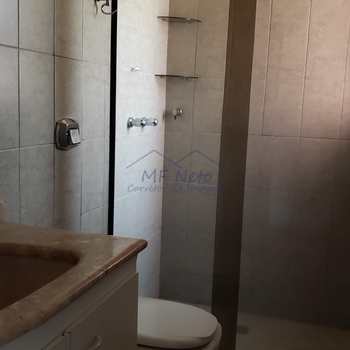 Apartamento em Pirassununga, bairro Residencial Planalto