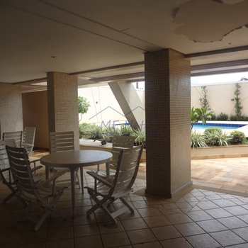 Apartamento em Pirassununga, bairro Residencial Planalto