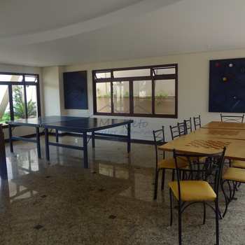 Apartamento em Pirassununga, bairro Residencial Planalto