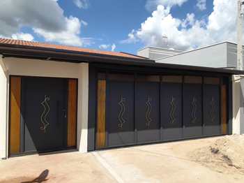Casa, código 10131768 em Pirassununga, bairro Jardim Kanebo
