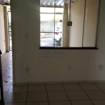 Casa em Pirassununga, bairro Centro