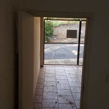 Casa em Pirassununga, bairro Centro