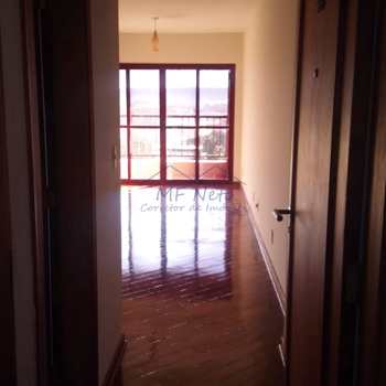 Apartamento em Pirassununga, bairro Residencial Planalto