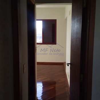 Apartamento em Pirassununga, bairro Residencial Planalto