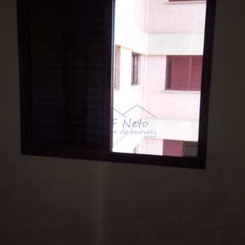 Apartamento em Pirassununga, bairro Residencial Planalto