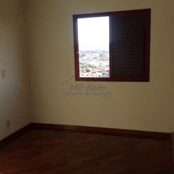 Apartamento em Pirassununga, bairro Residencial Planalto