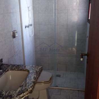 Apartamento em Pirassununga, bairro Residencial Planalto