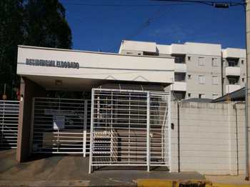 Apartamento, código 10131926 em Pirassununga, bairro Jardim Eldorado